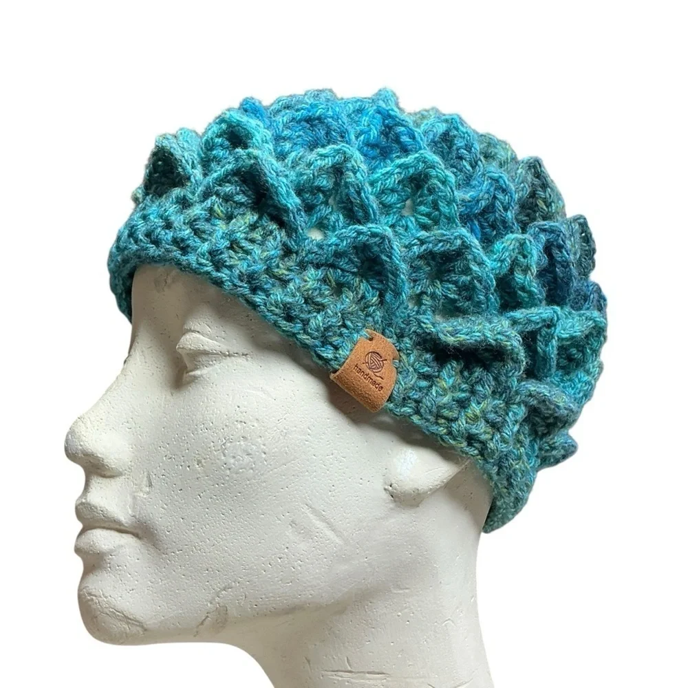 Kids Winter Beanie Hat Blue‎ Green Crocodile Dragon Scale Handcrafted Crochet
